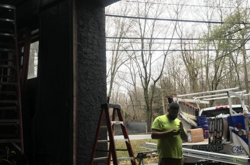 Good Guys Garage Door Service (1)